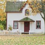 Poser une clôture sur terrain en pente La Maison Des Travaux Ales