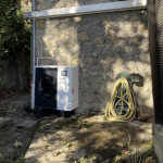 Installation d'une pompe à chaleur à Meylan, dans la banlieue de Grenoble 