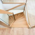 Escalier en bois et verre