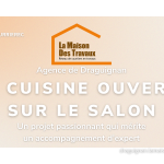 La Cuisine Ouverte sur le Salon à Trans en Provence