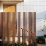 Découvrez nos conseils sur le bardage en bois, un matériau noble pour embellir vos murs intérieurs et extérieurs tout en assurant confort et durabilité.