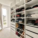 un joli dressing bien pratique ! 