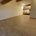 Renforcement plancher combles après restauration poutres et solives