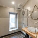 salle de bains sous ses combles
