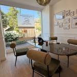 espace d’échange en agence, adapté aux sujets de préparation de projet d'agrandissement de maison au Vesinet 78