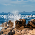 Guide complet pour l'entretient des fenêtres en bord de mer: évitez la corrosion et les dépôts salins