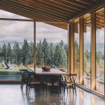 Extension en bois avec parois vitrées à Annemasse