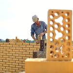 Choisir un maçon qualifié est essentiel pour assurer un résultat optimal.
