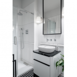 Carrelage dans une petite salle de bain Libourne