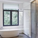 Fenêtre de salle de bain à double vantaux à la française - PVC noir -