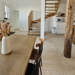 Rénover une maison ancienne : moderniser sans perdre son âme