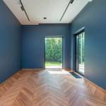 Beau parquet dans une pièce à vivre a Biarritz