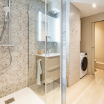 Quel revêtement choisir pour le sol de sa salle de bain ?