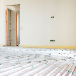 Le sol chauffant dans une salle de bain