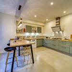 cuisine avec béton ciré, dans le Grésivaudan