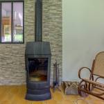 Poele à bois dans le salon de notre client, dans le Grésivaudan