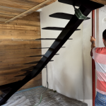 Déplacer un escalier dans une maison : ce qu’il faut savoir avant de se lancer