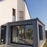 Une bonne isolation pour votre extension bois avec La Maison Des Travaux Bruz